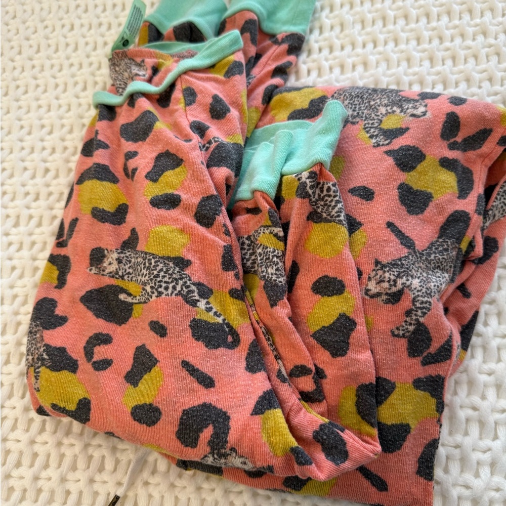 Leopard Print Pajamas - Salmon/Teal 🐆 Honeydew Brand - Picture 8 of 8